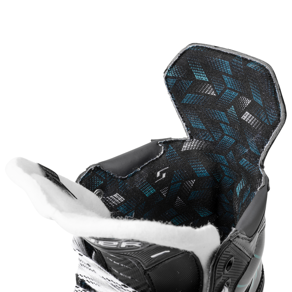 Bauer Supreme F30 Ice Hockey Skate - Intermediate