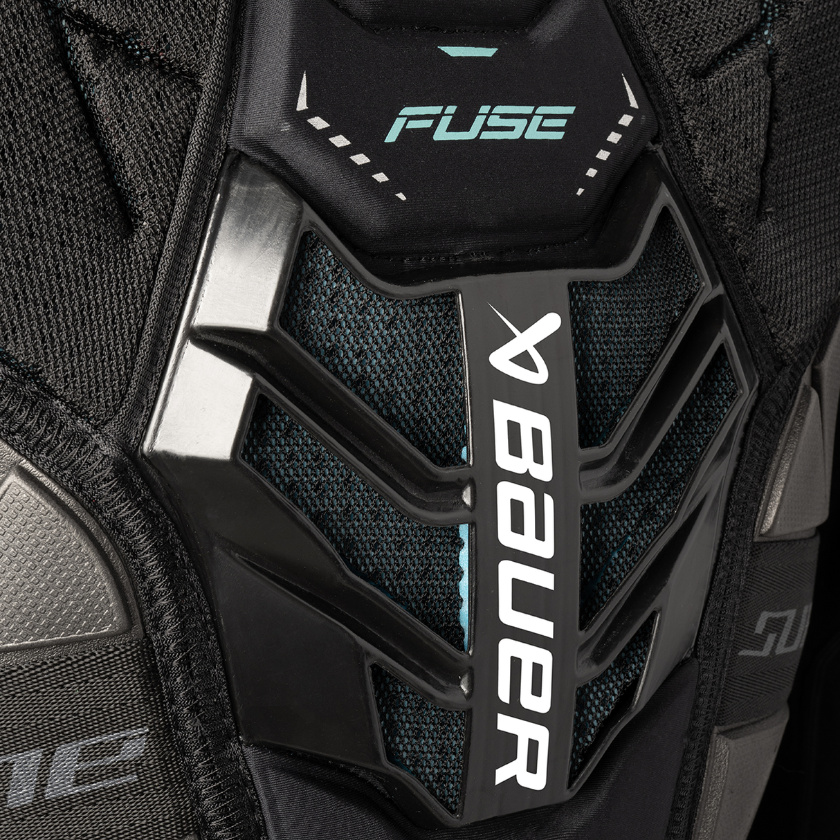 Bauer Supreme Fuse Shoulder Pad - Senior